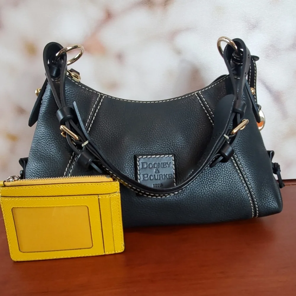 Dooney & Bourke mini - Picture 5 of 8